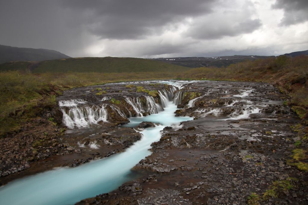 Du betrachtest gerade Island 2026 Tag 2: Brúarfoss und Geysir