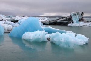Mehr über den Artikel erfahren Island 2026 Tag 8: Diamond Beach und Jökullsárlón